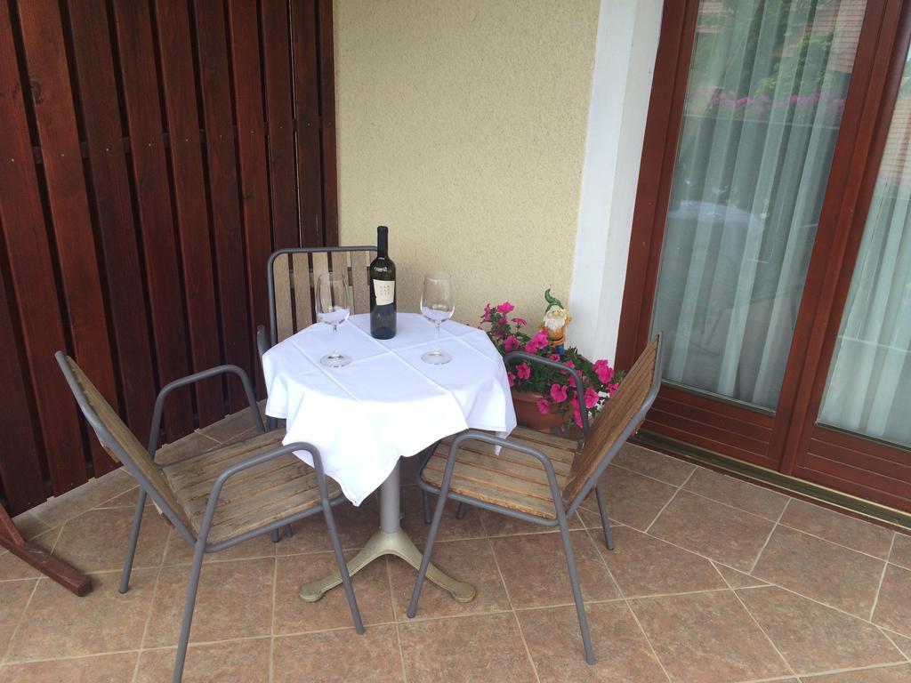 Gostilna Turk Hotel Hotedrsica Esterno foto
